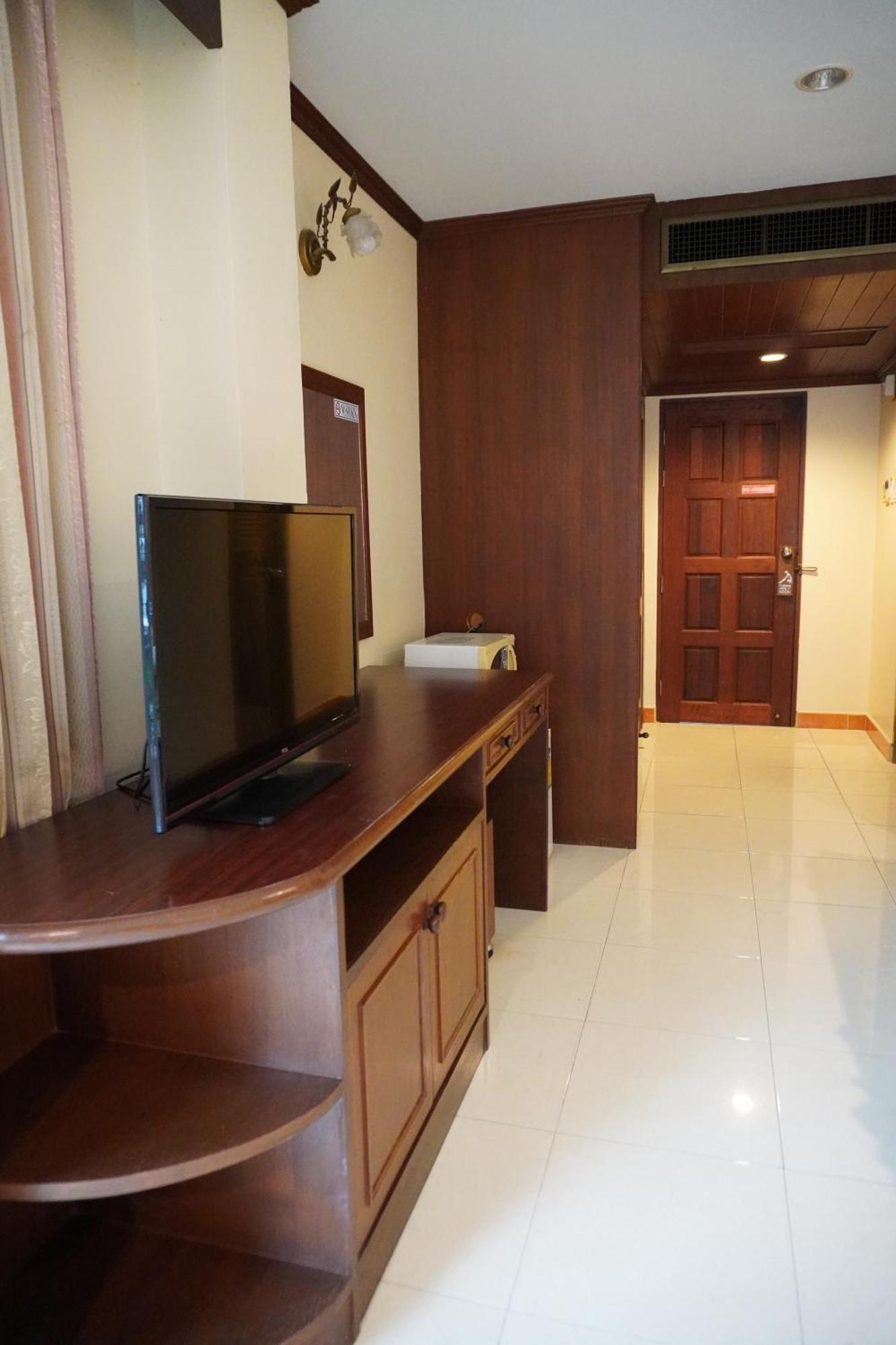 Centre Point Nanai Hotel Patong Eksteriør billede