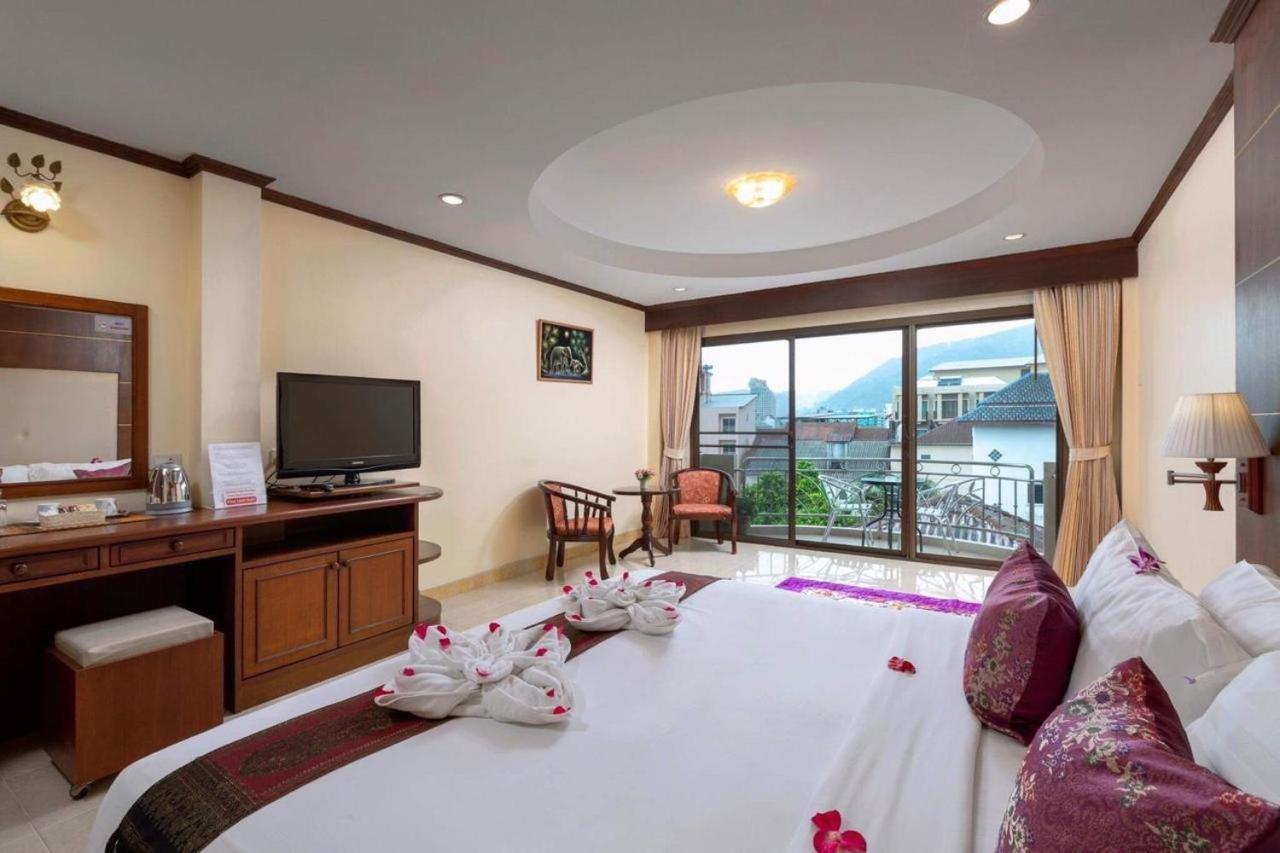 Centre Point Nanai Hotel Patong Eksteriør billede